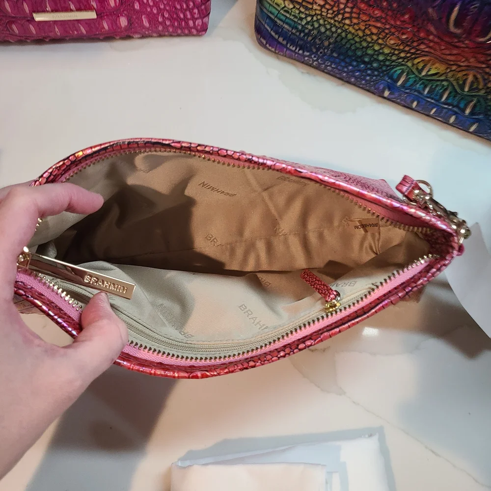 Brahmin Kayla Clutch Wristlet Pink Assorted Melbourne Pristine - Picture 3 of 6